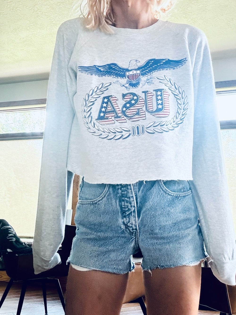 Vintage USA Cropped Sweatshirt-joah brown style!